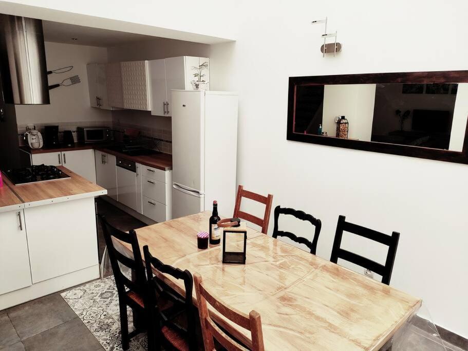 Superbe Maison Renovee Avec Agreable Jardin Sainte-Catherine  Eksteriør billede